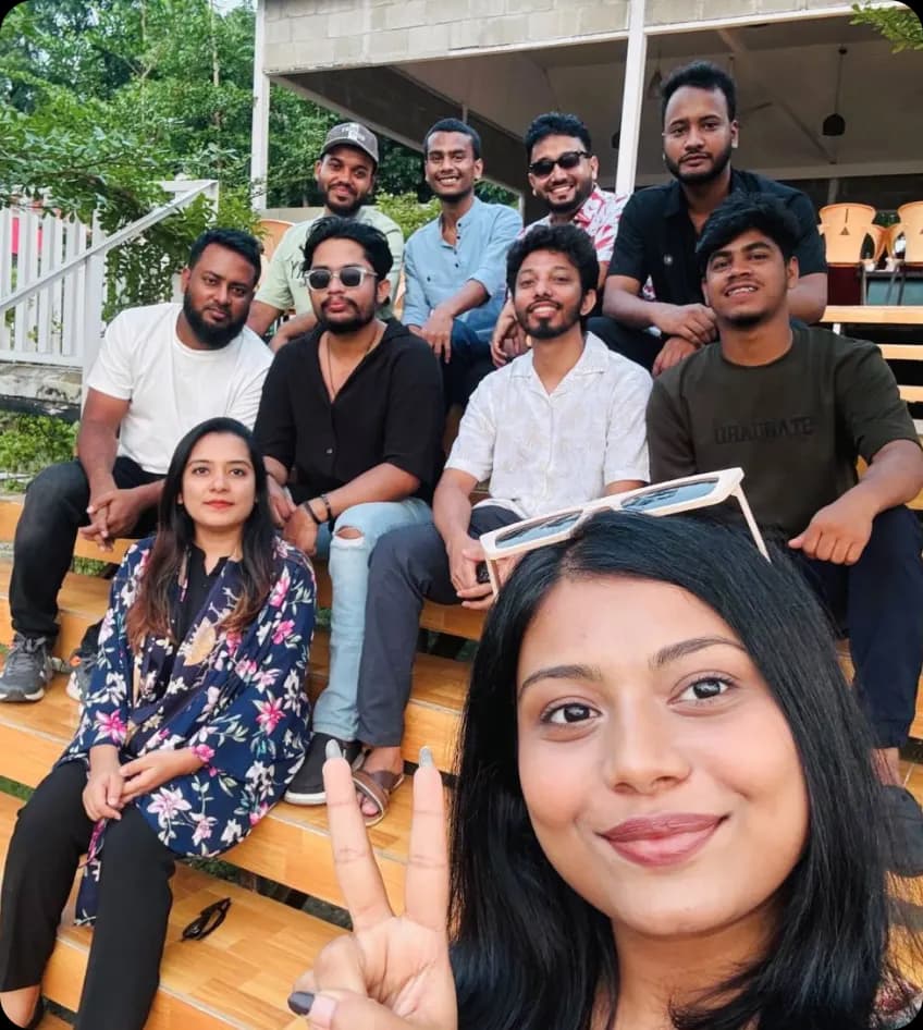 six2eight digital agency team members taking a group photo outdoors
